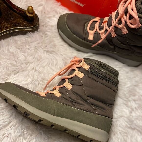 Tony Little Cheeks Fit Body Hiker Boots Sz 6 - Picture 2 of 16